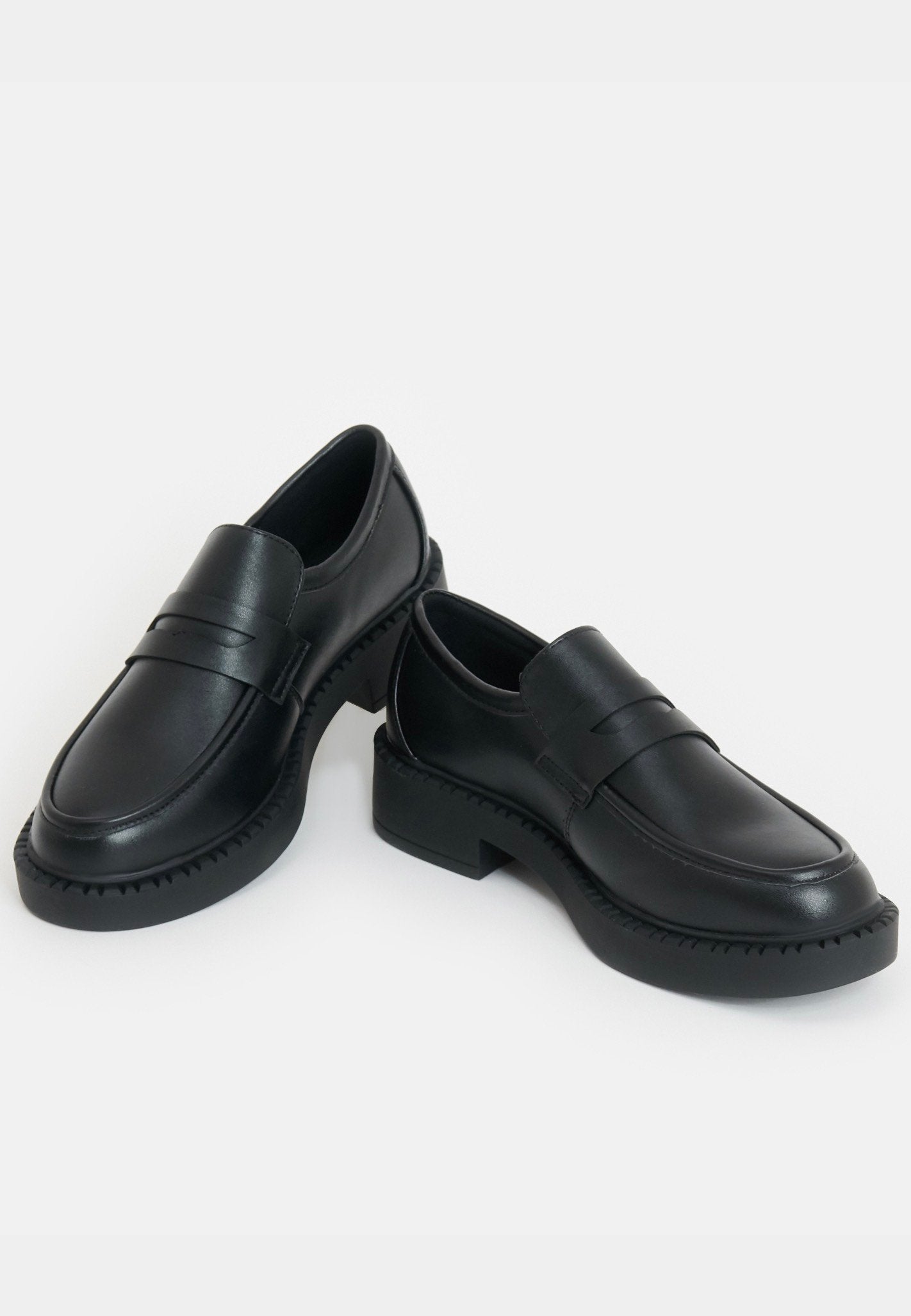 Koi Footwear - Dorado Black Tale Loafers Black - Girl Shoes