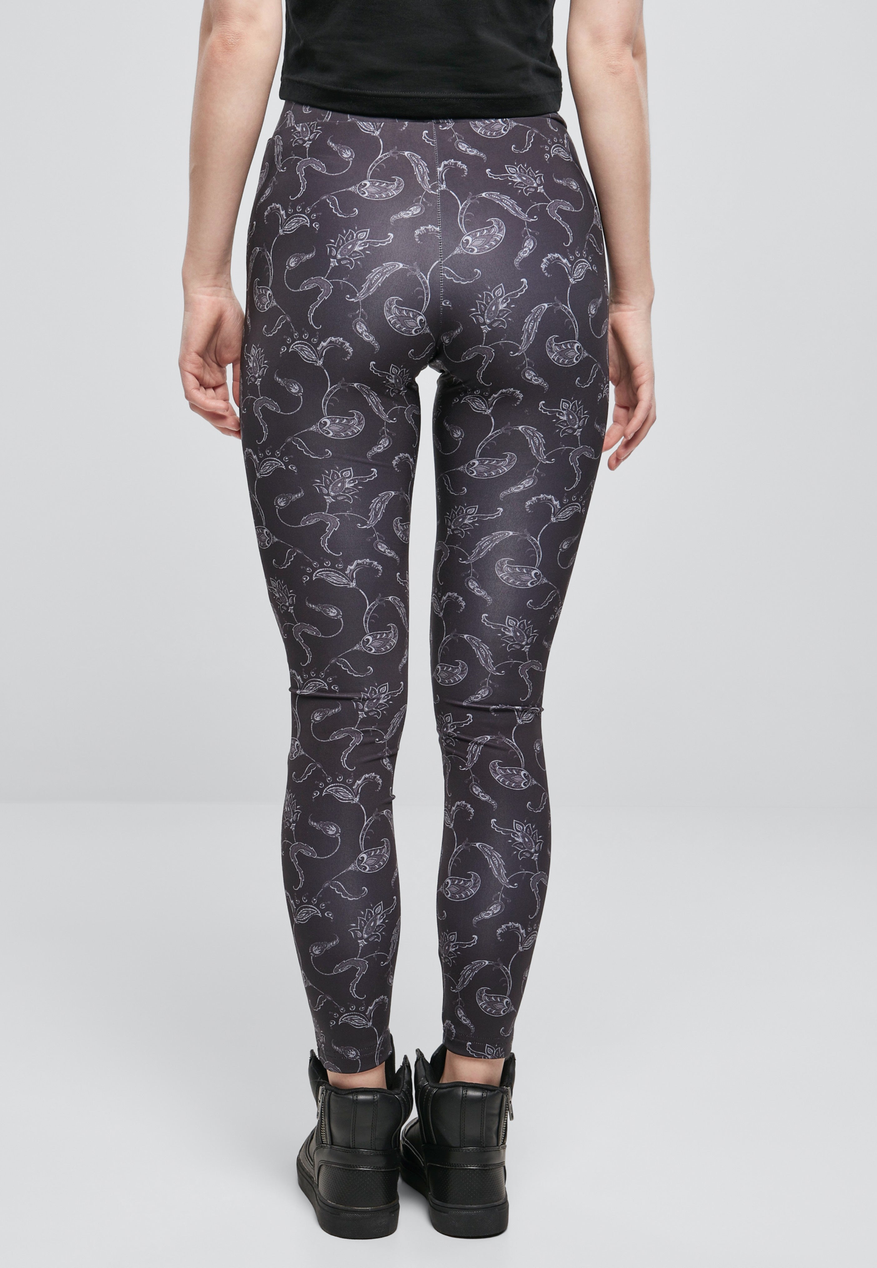 Urban Classics - Tech Mesh AOP Black Paisley - Leggings